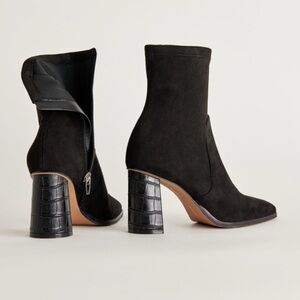 New in Box, Dolce Vita Petya Black Stella Suede